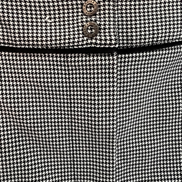 Annika by Cutter & Buck Black & White Mini Houndstooth Skort Size8 - Picture 2 of 5